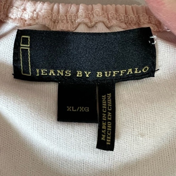 Jeans x Buffalo Chemical Lace Crop Top, Square Neck, Short Sleeve, Pink, size XL - Picture 7 of 12